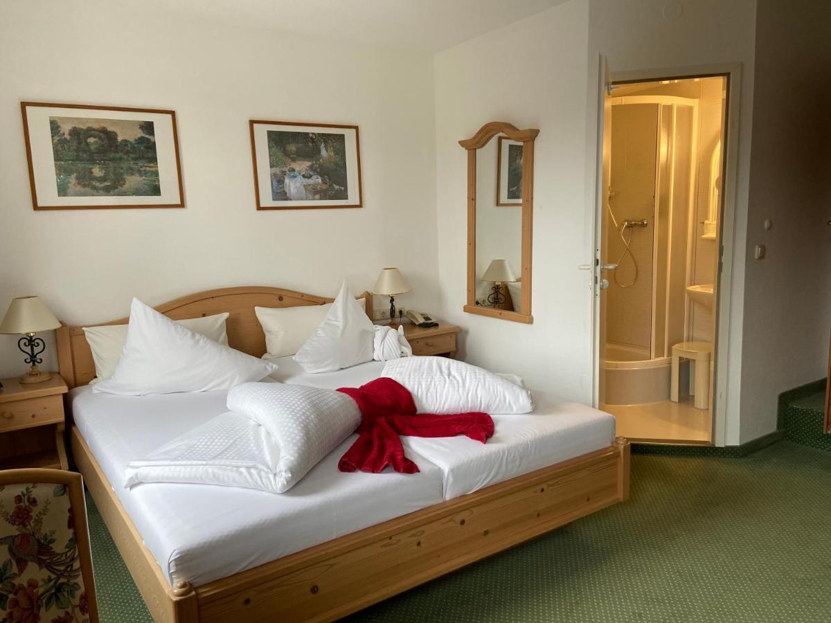 Muldenschlosschen Hotel Lunzenau ภายนอก รูปภาพ